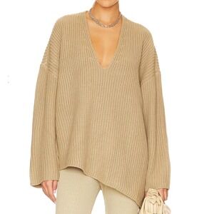 NWT WEWOREWHAT Oversized V Neck Chunky‎ Knit Sweater Asymmetrical M/L Oat Beige